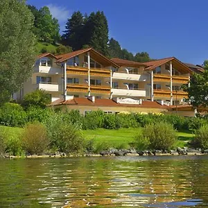 https://hotel-fischer-am-see-fussen.com-bavaria.com